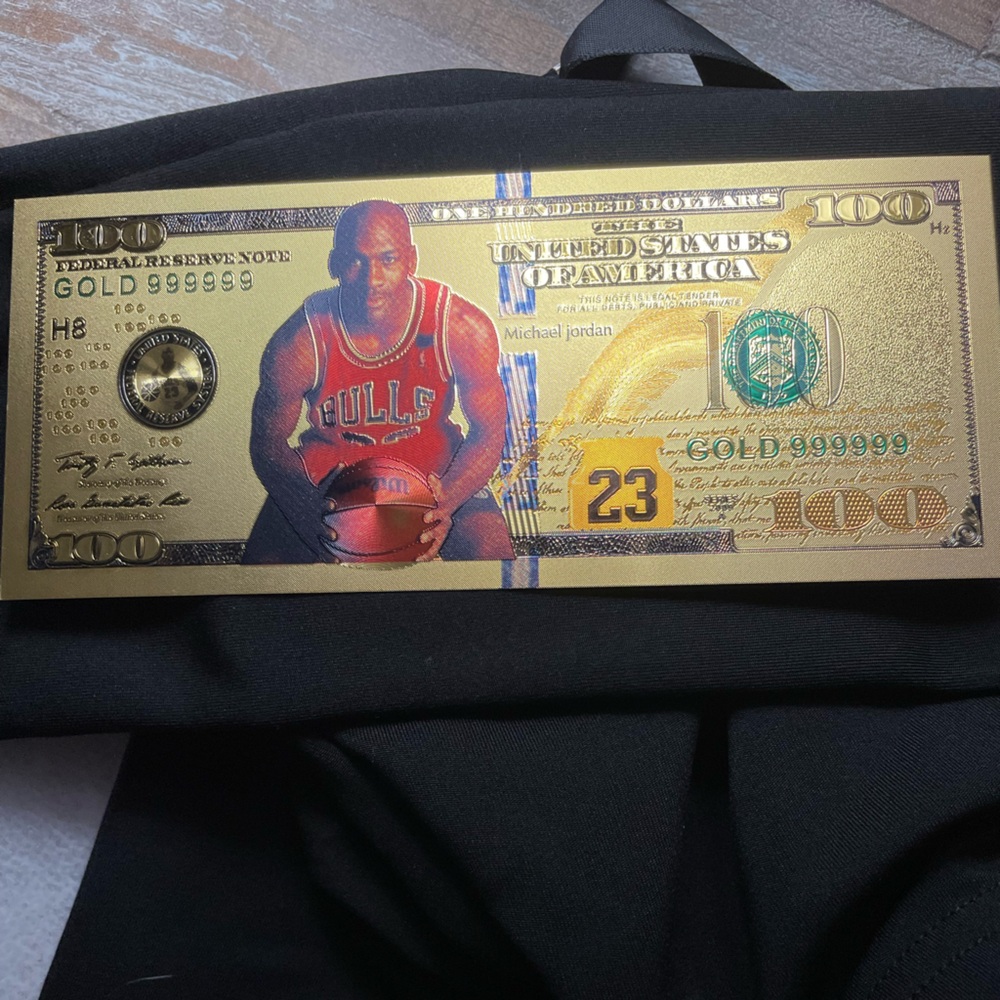 Gold Basketball Player Commemorative Note